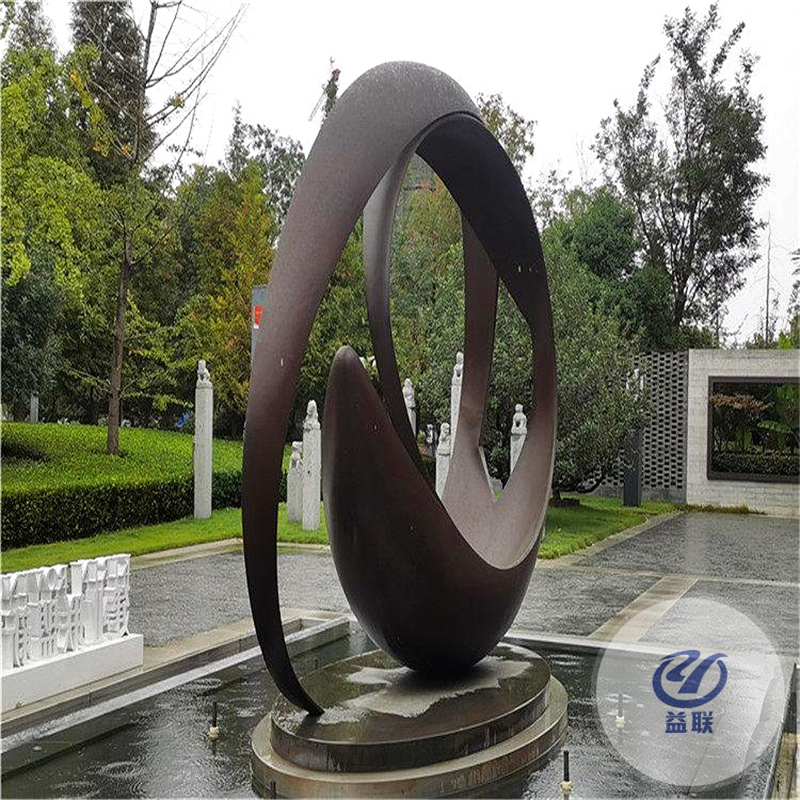 大型不銹鋼雕塑廠家定制鏡面幾何鹿鯤戶外園林景觀廣場房地產(chǎn)金屬