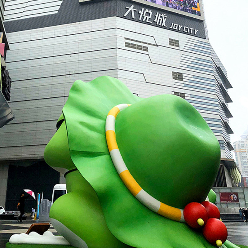 玻璃鋼雕塑定制戶外景觀商業(yè)街卡通大型熊不銹鋼廣場(chǎng)擺件商場(chǎng)美陳